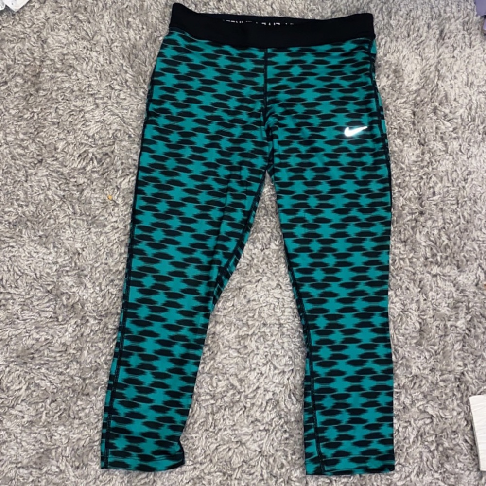 Nike Dri- Fit Capri